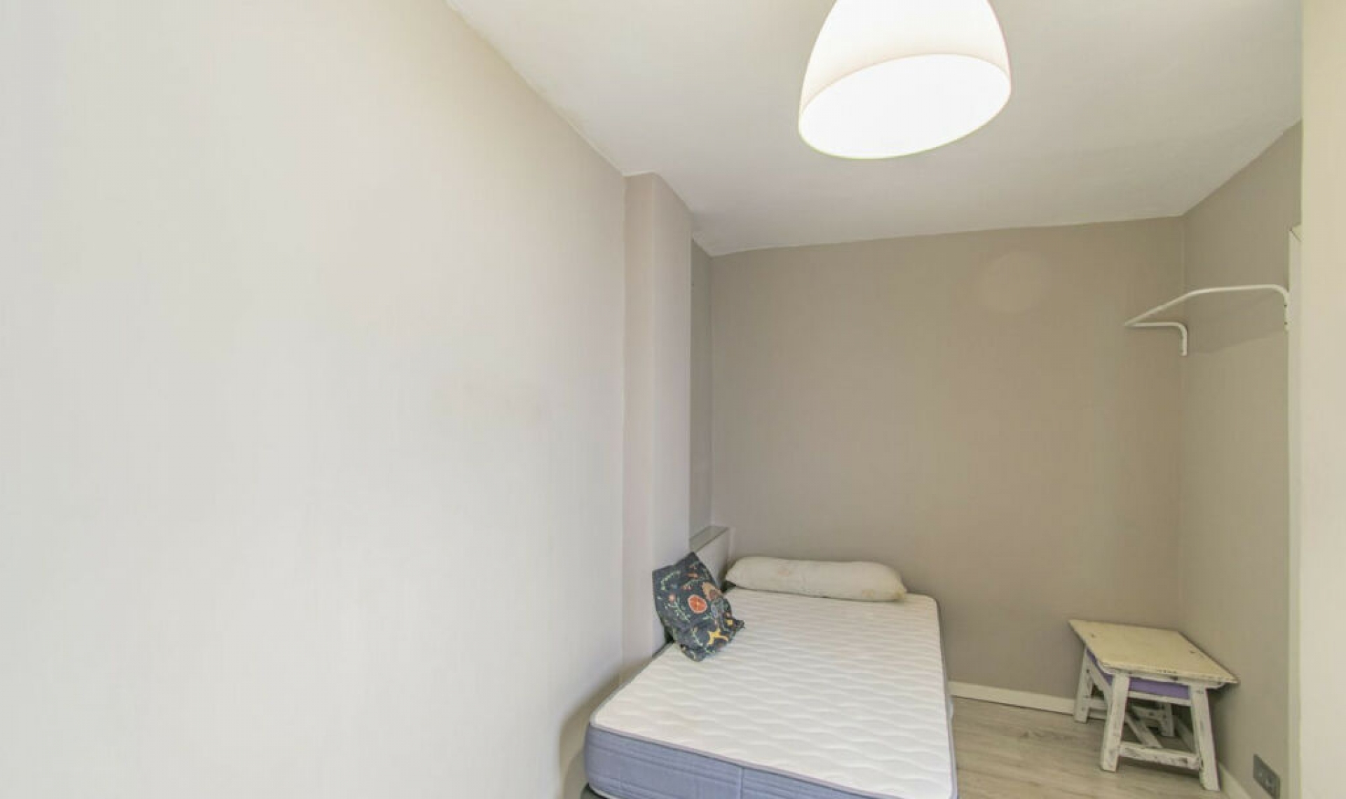 Resale - Apartment -
Marbella