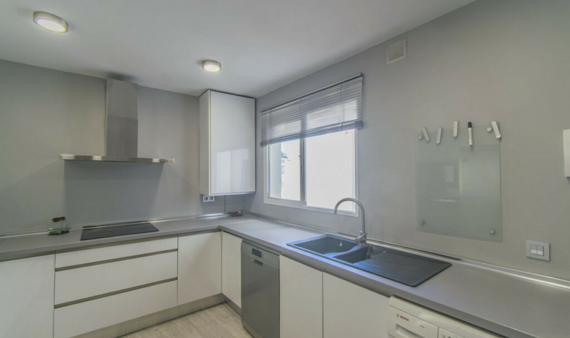 Resale - Apartment -
Marbella