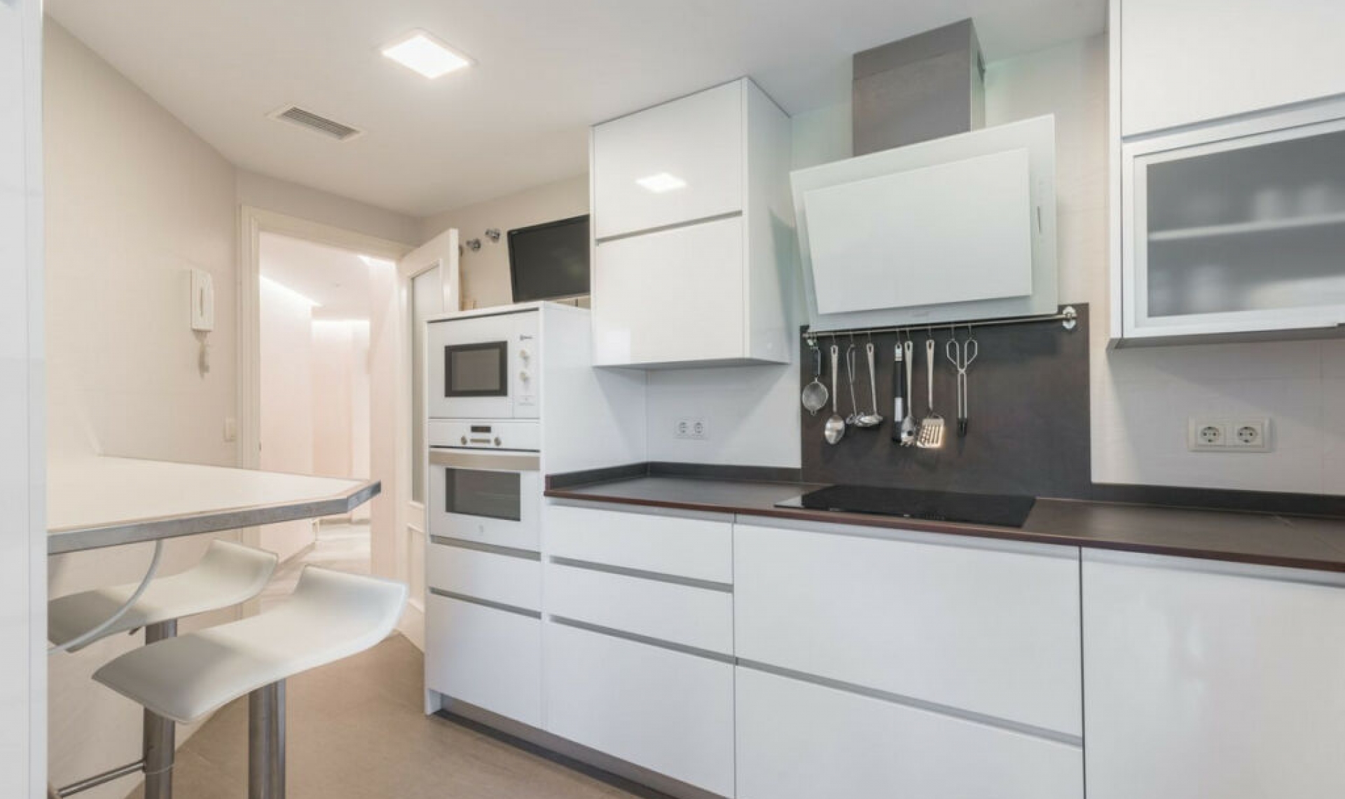 Resale - Apartment -
Marbella
