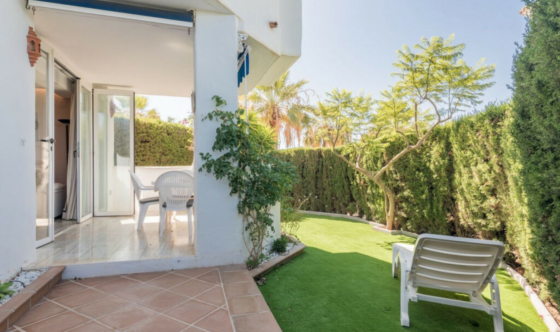Resale - Apartment -
Marbella