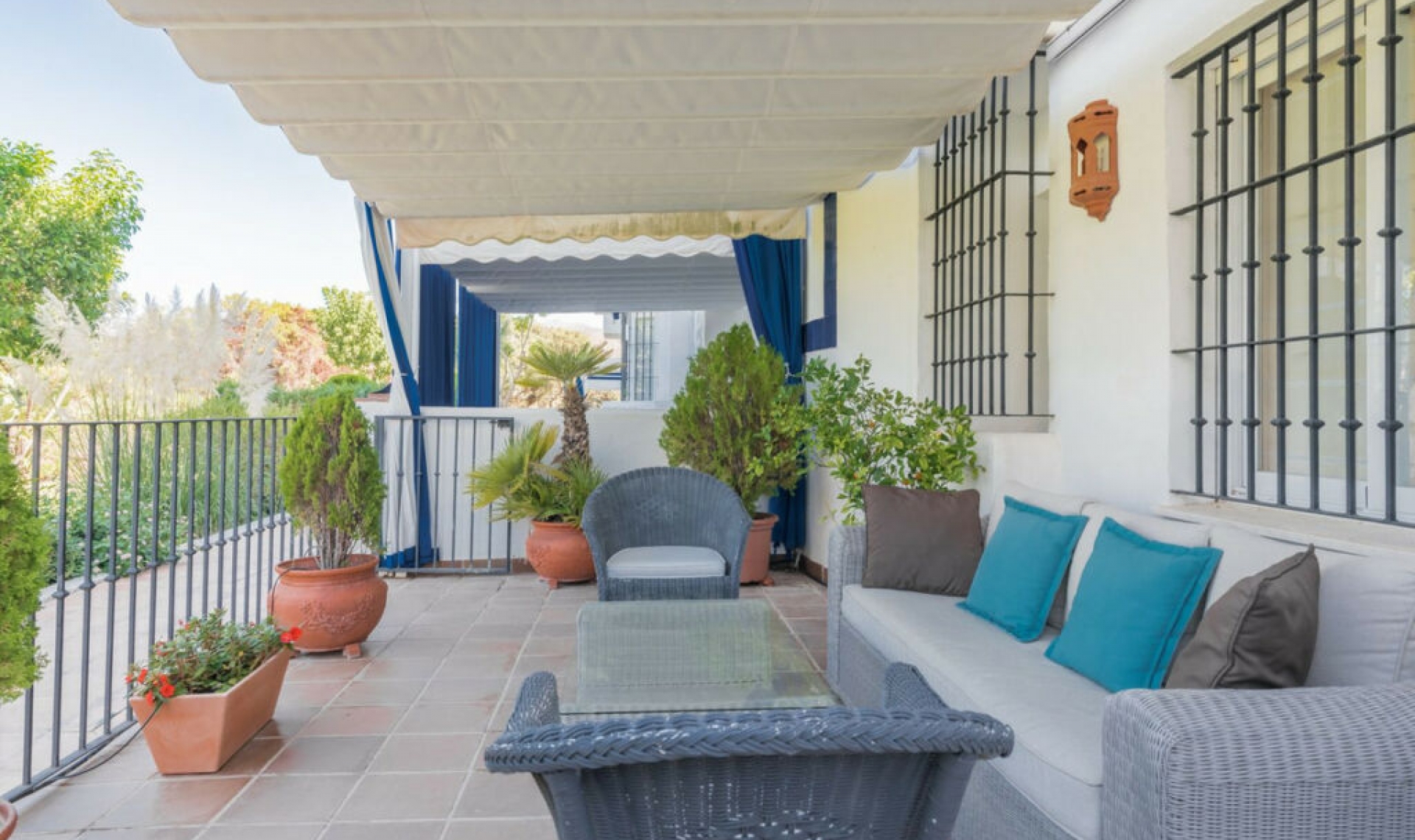 Resale - Apartment -
Marbella