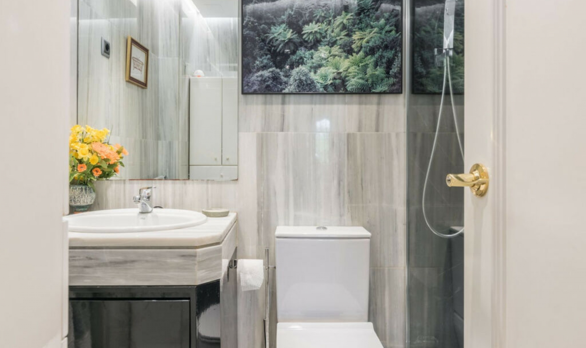 Resale - Apartment -
Marbella