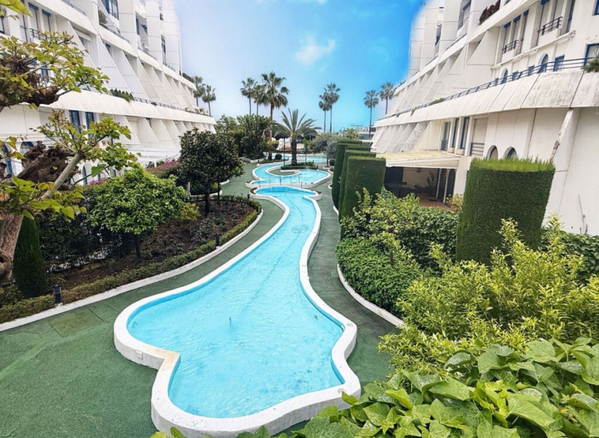 Resale - Apartment -
Marbella