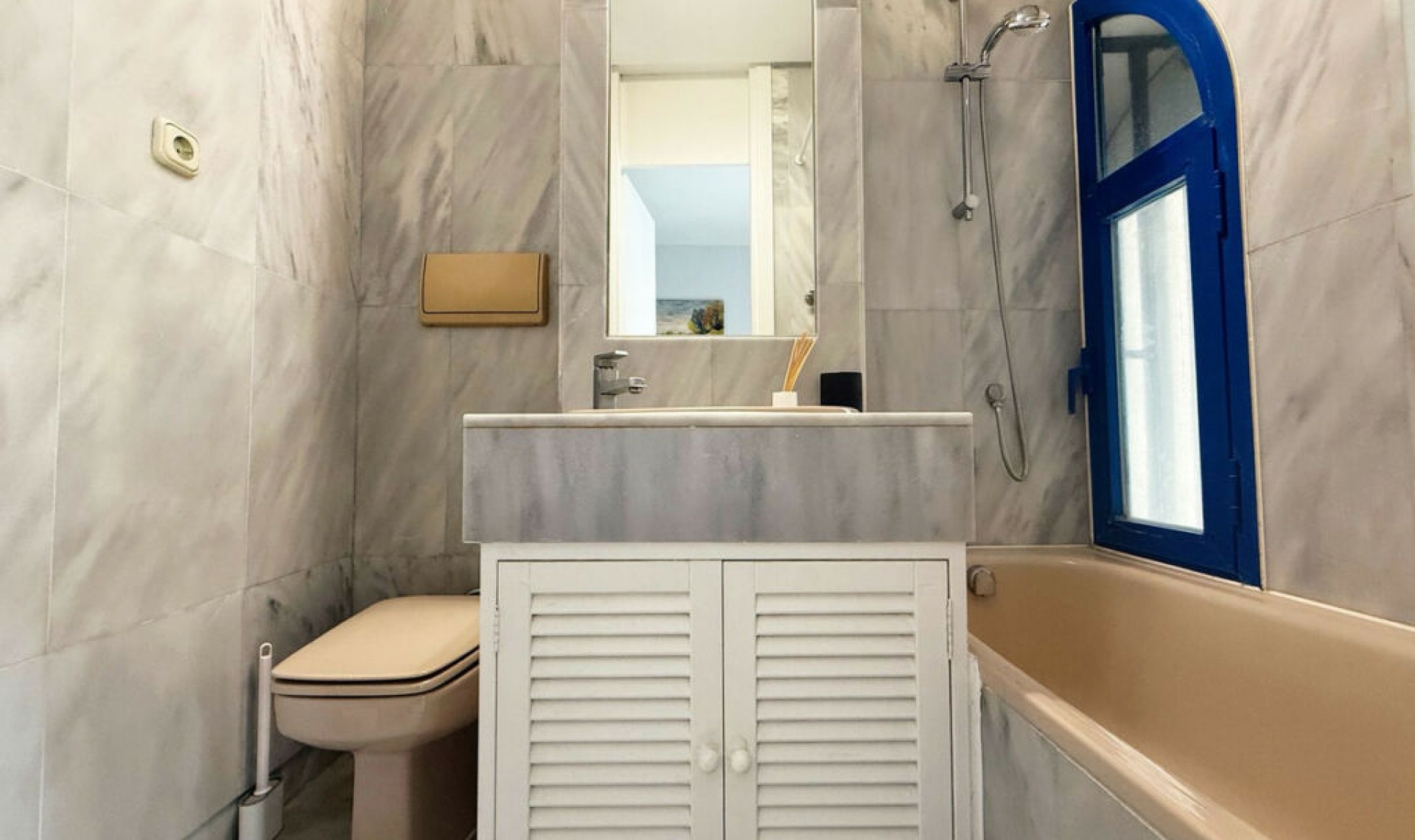 Resale - Apartment -
Marbella