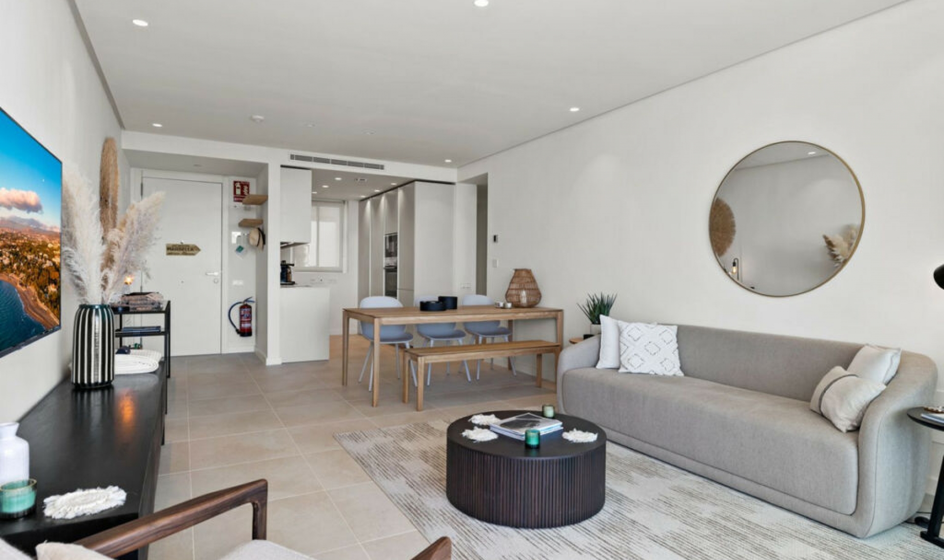 Resale - Apartment -
Marbella