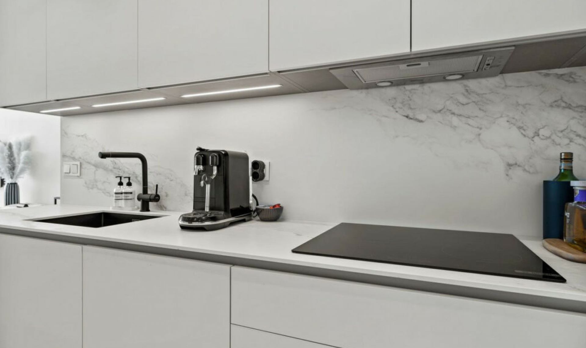 Resale - Apartment -
Marbella