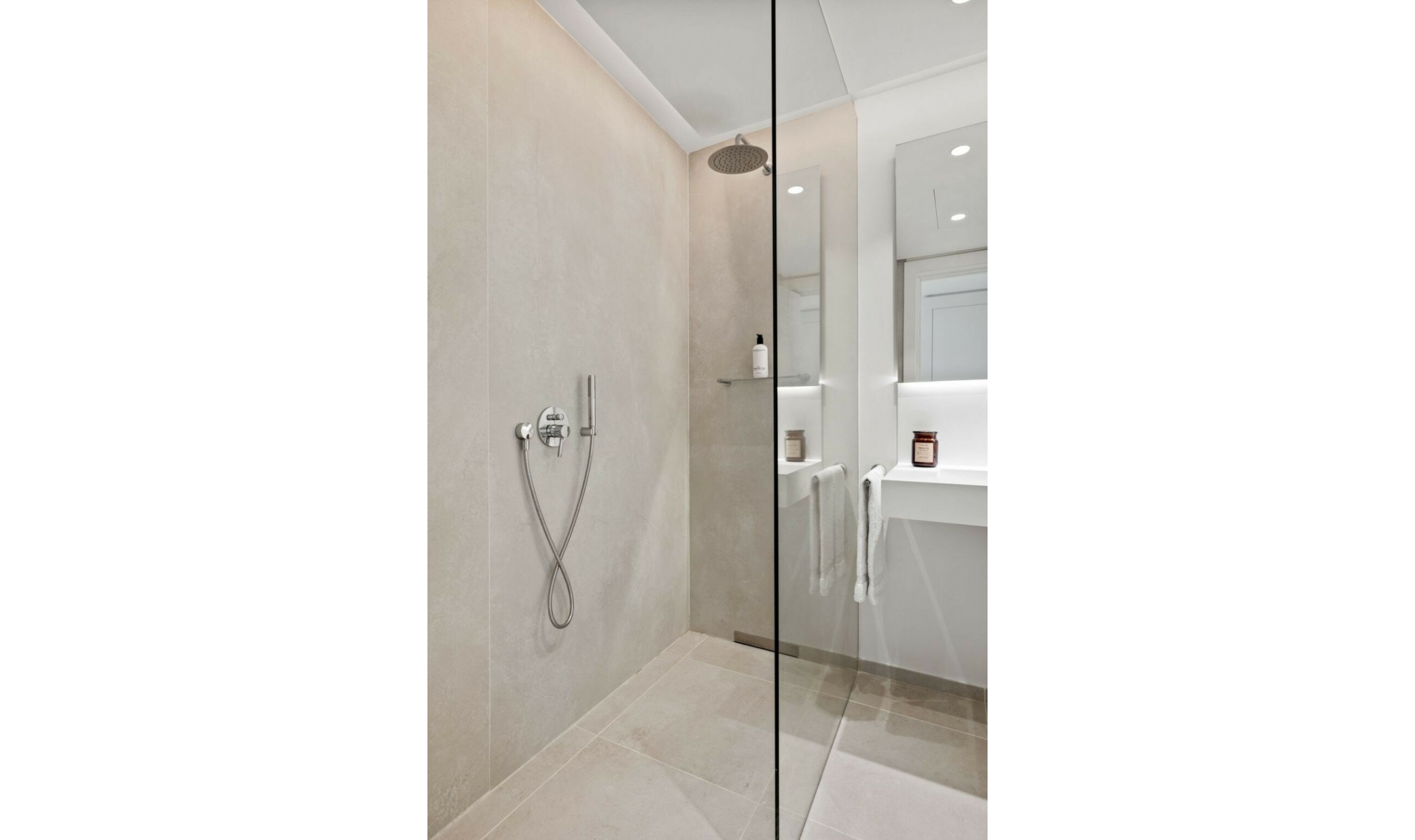 Resale - Apartment -
Marbella