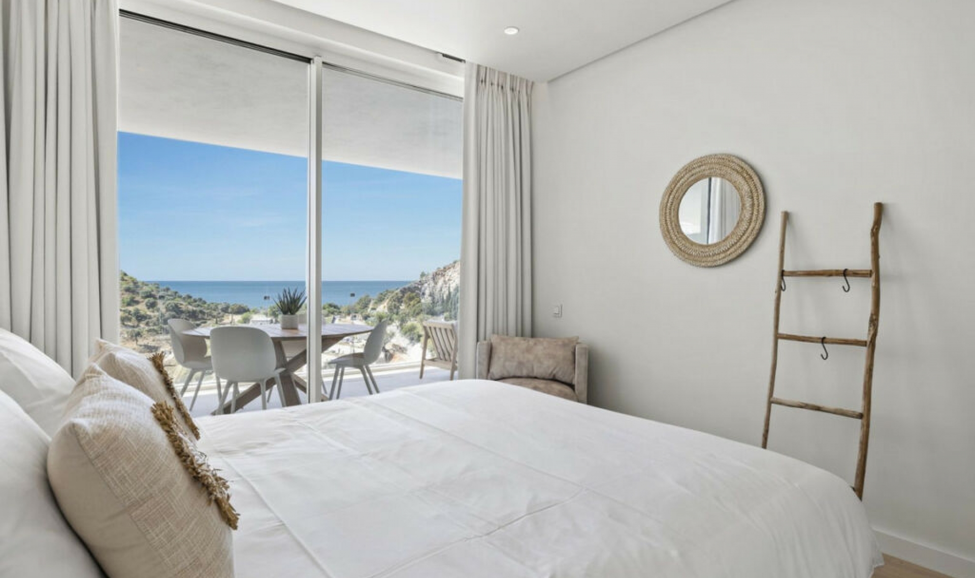 Resale - Apartment -
Marbella