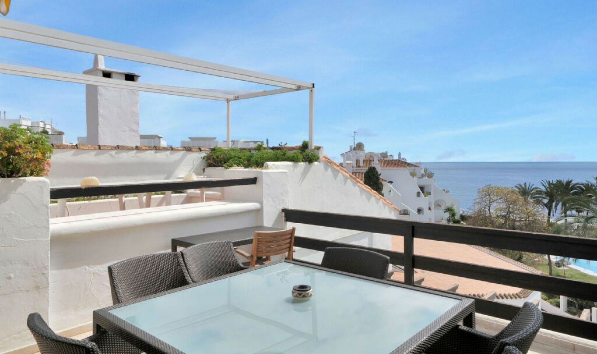 Resale - Apartment -
Marbella