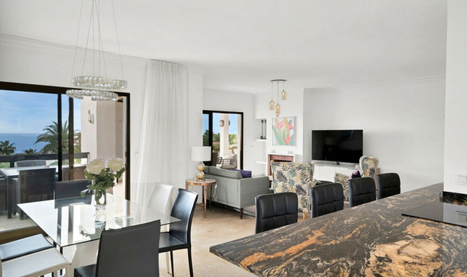 Resale - Apartment -
Marbella