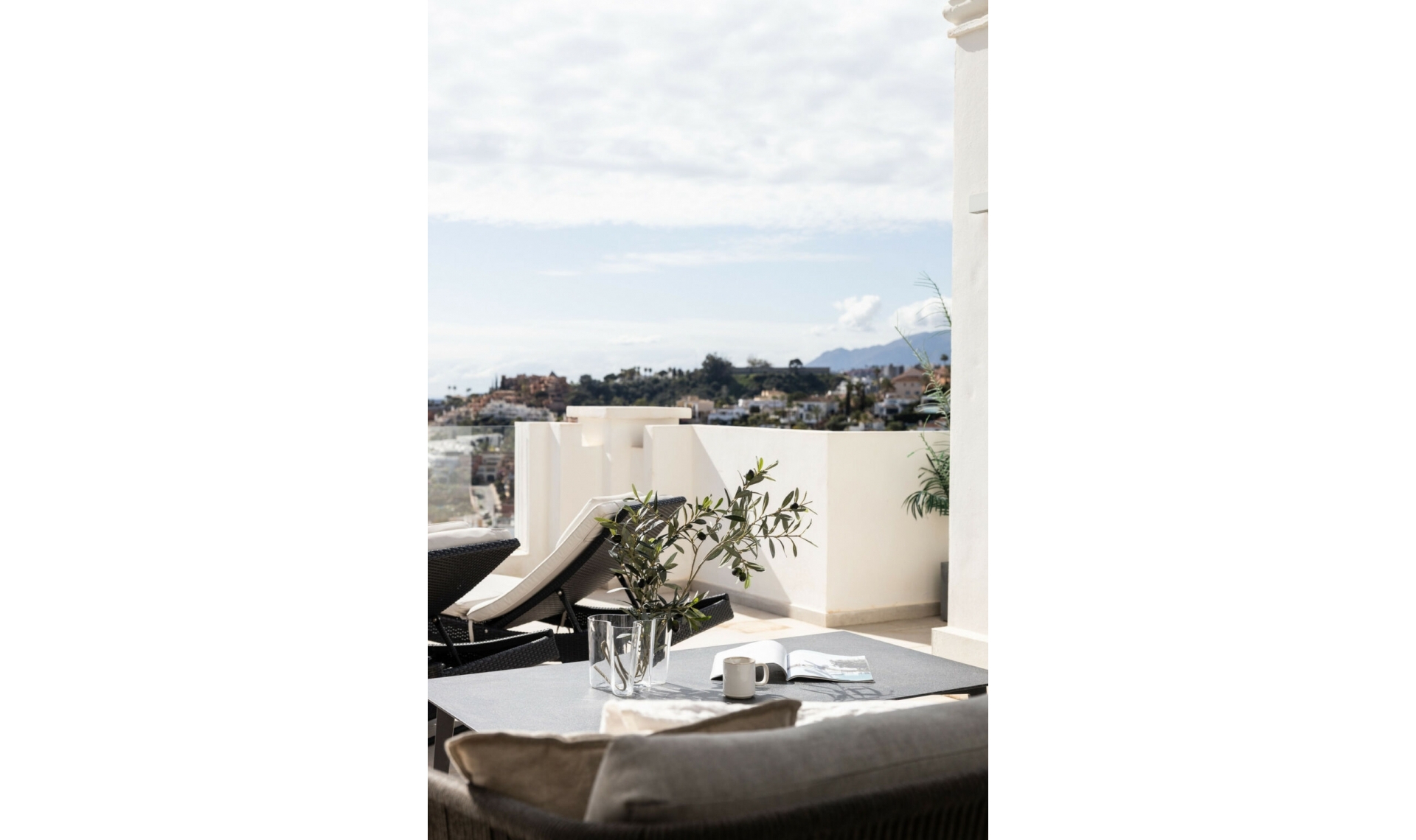 Resale - Apartment -
Marbella
