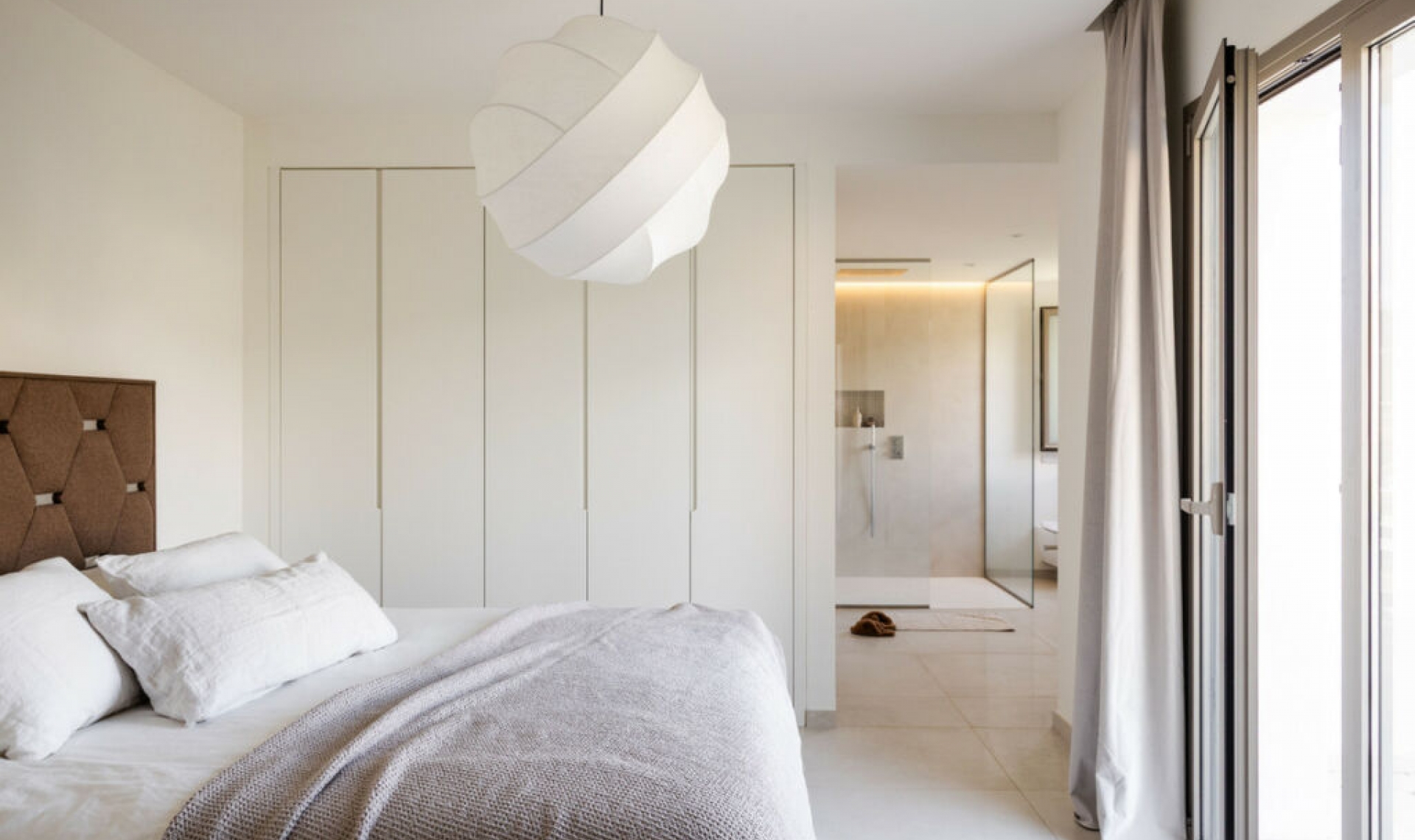 Resale - Apartment -
Marbella