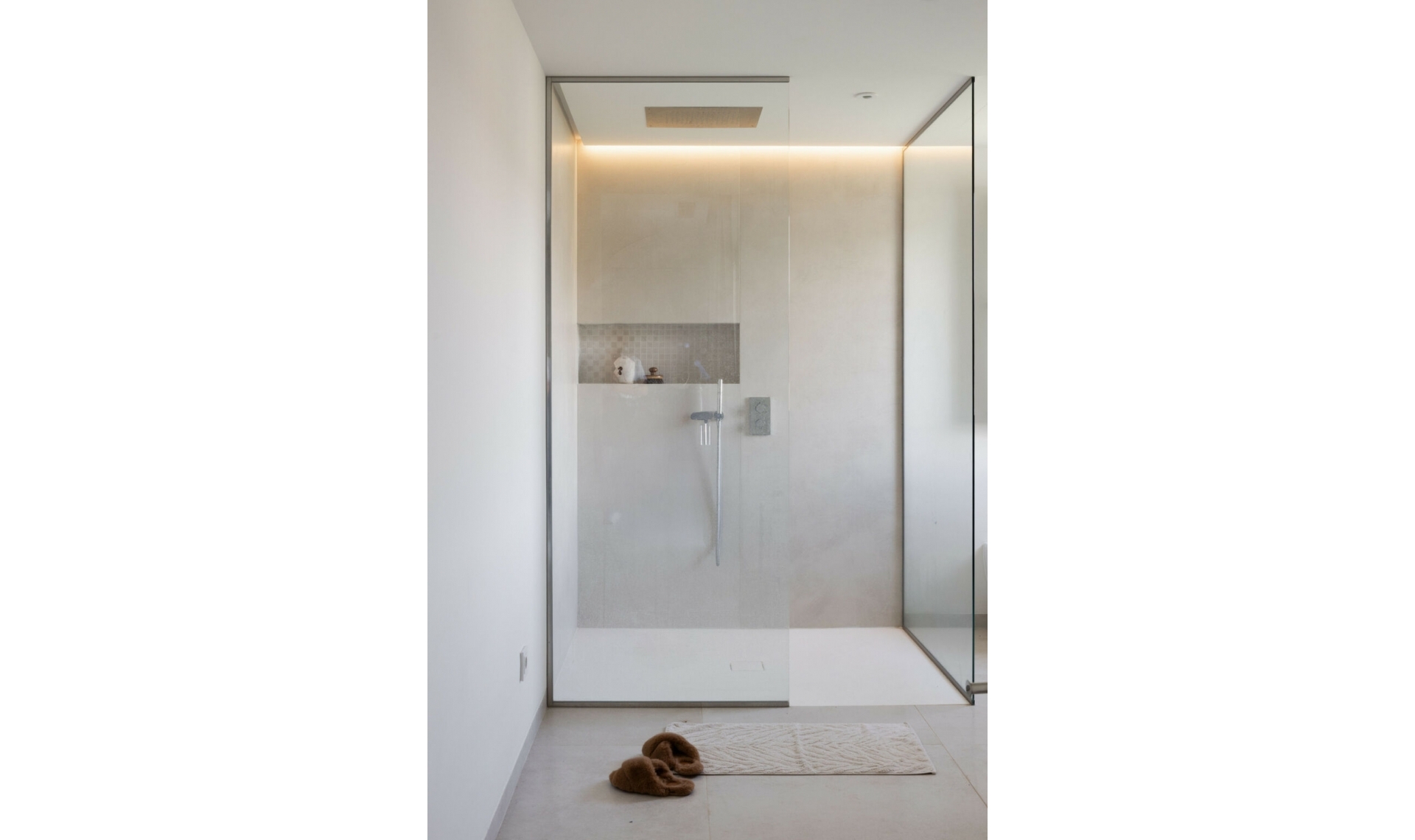 Resale - Apartment -
Marbella