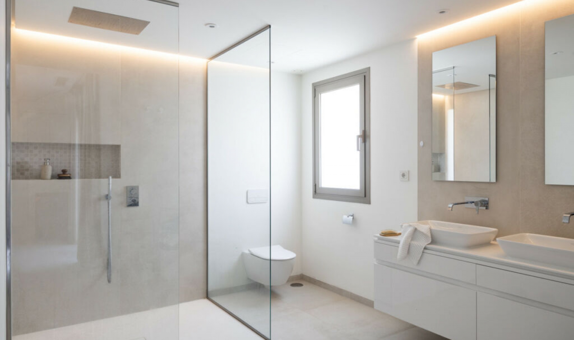 Resale - Apartment -
Marbella