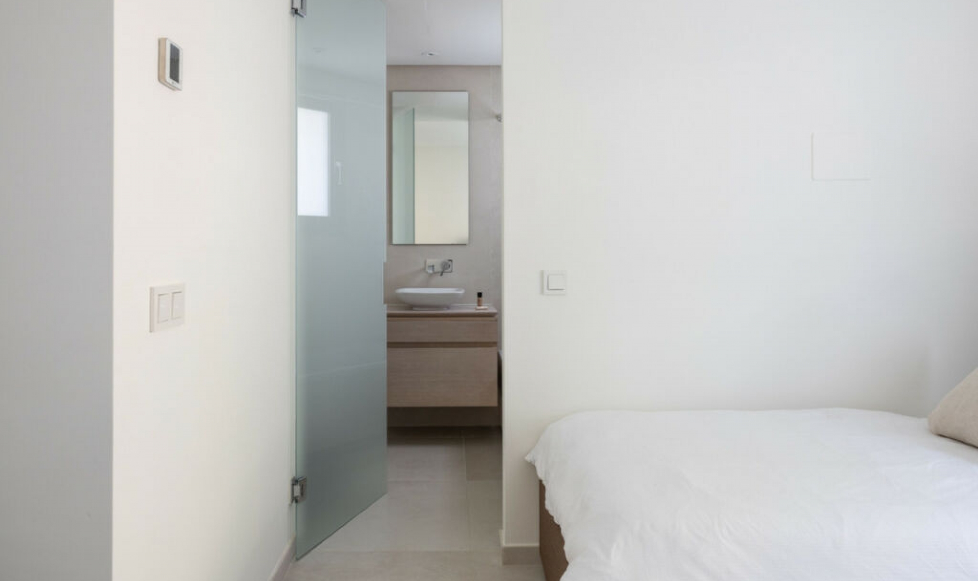 Resale - Apartment -
Marbella