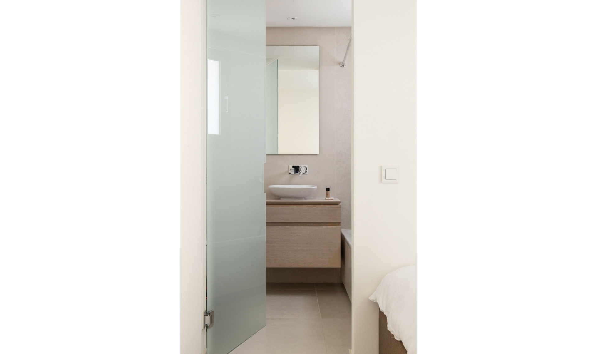 Resale - Apartment -
Marbella