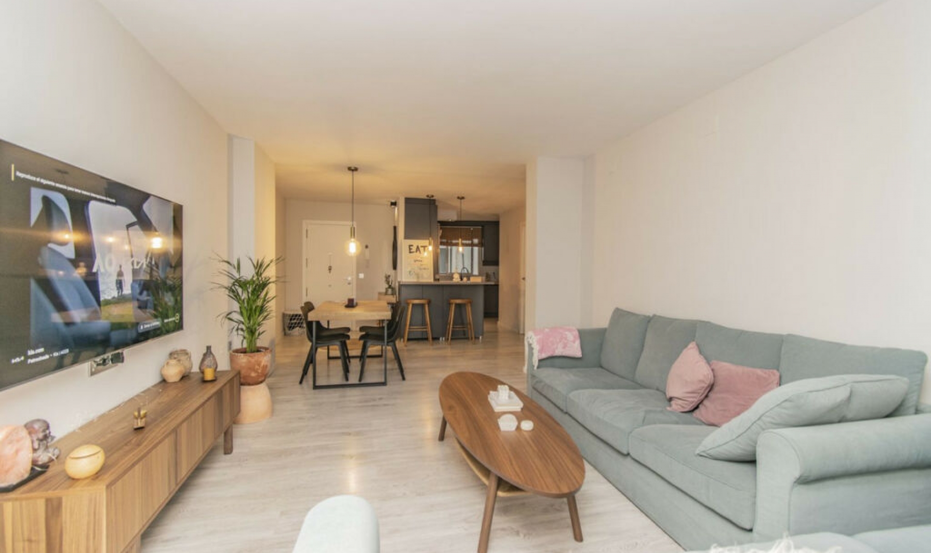 Resale - Apartment -
Marbella