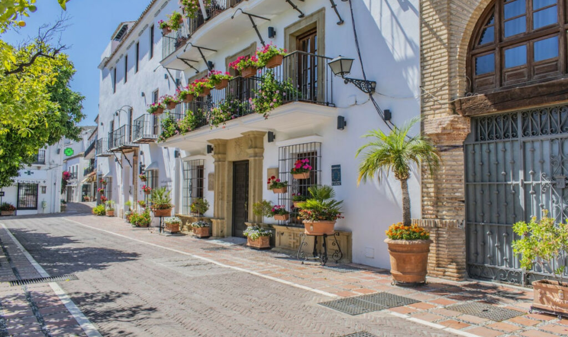 Resale - Apartment -
Marbella