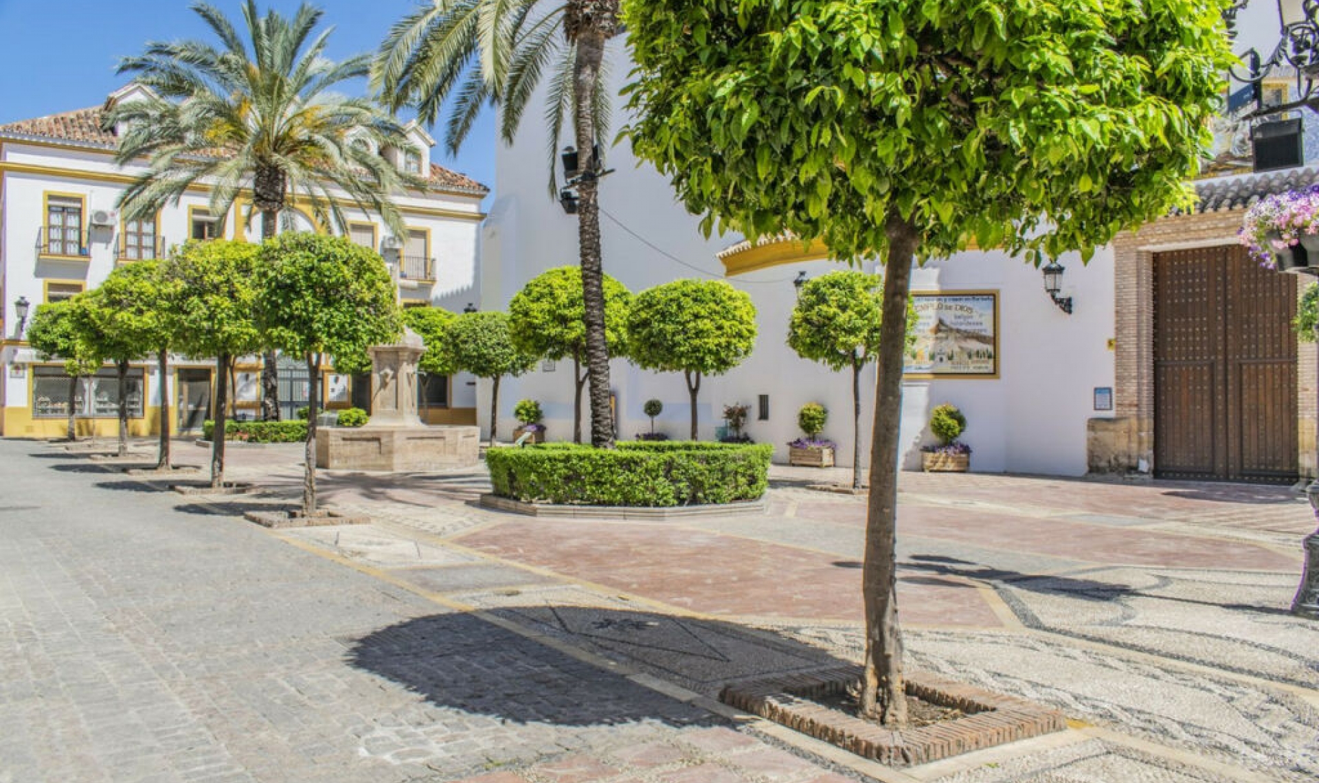 Resale - Apartment -
Marbella