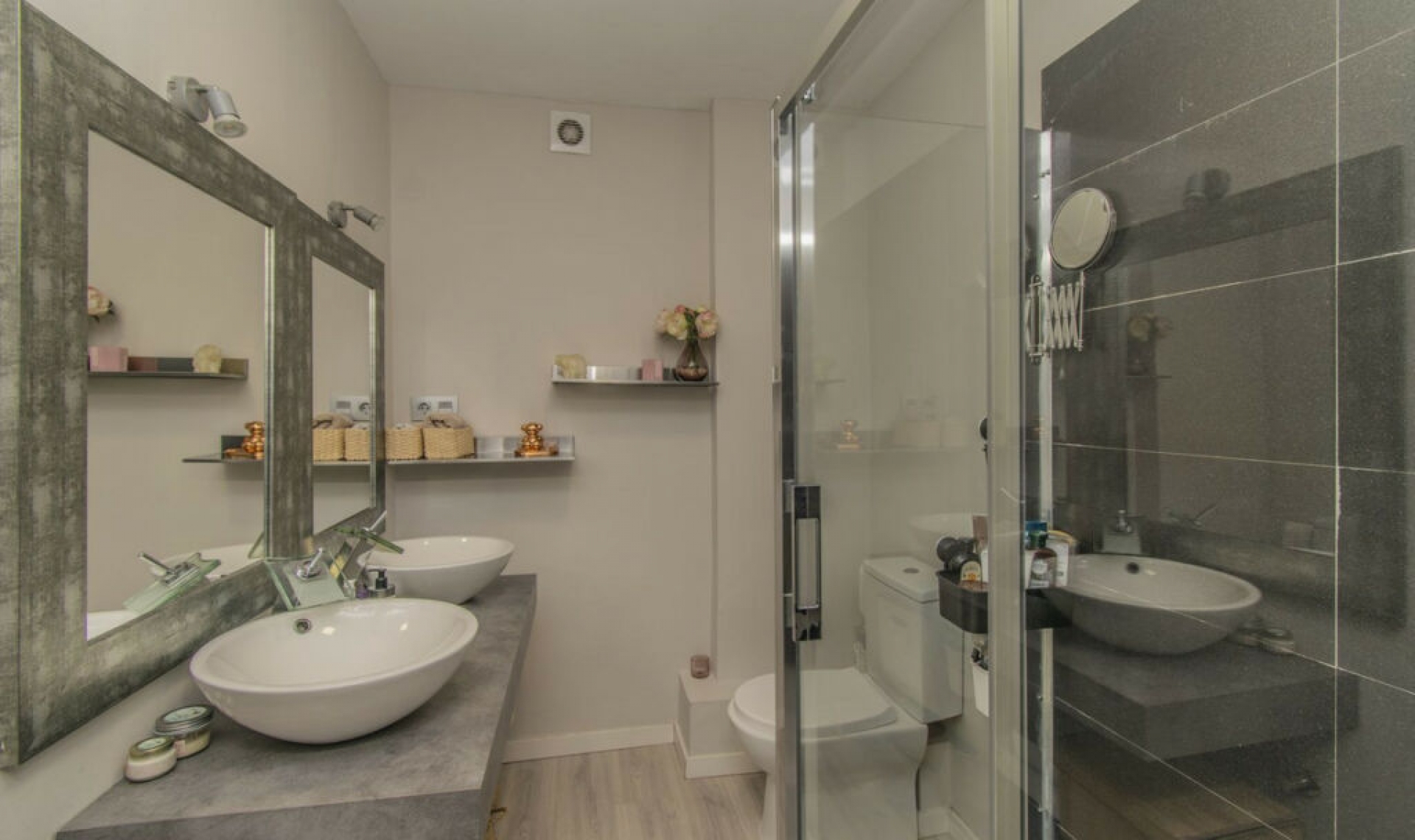 Resale - Apartment -
Marbella