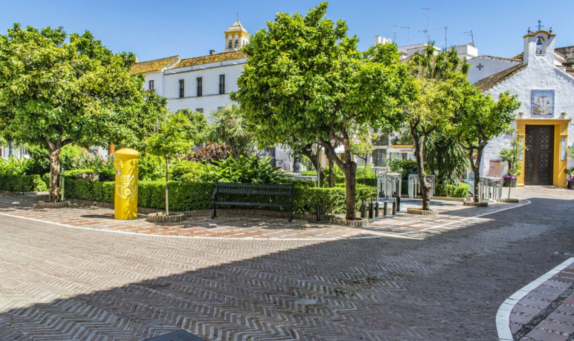 Resale - Apartment -
Marbella