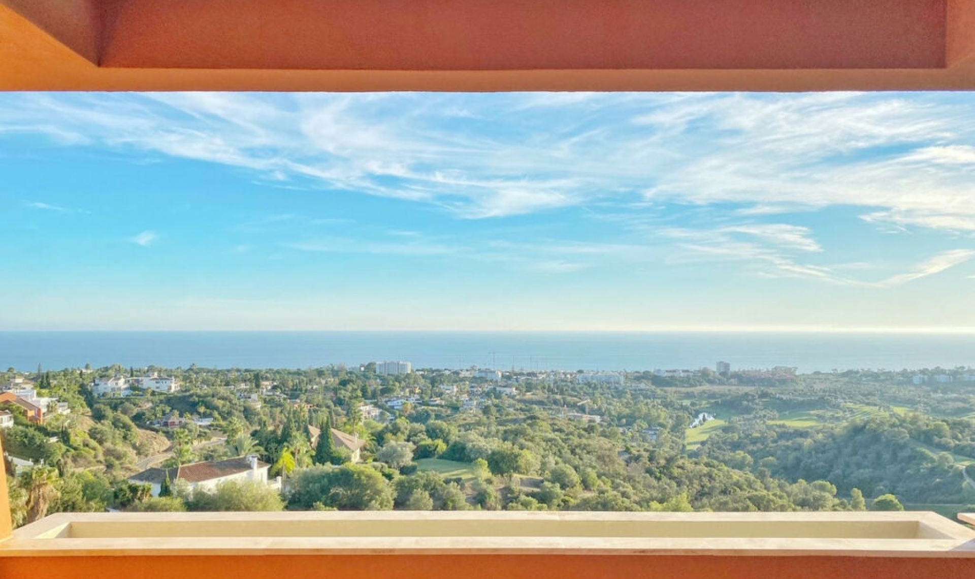 Resale - Apartment -
Marbella
