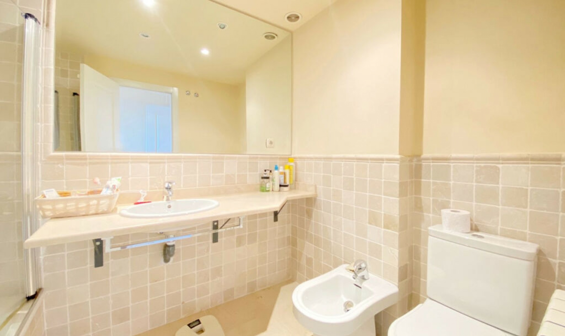 Resale - Apartment -
Marbella