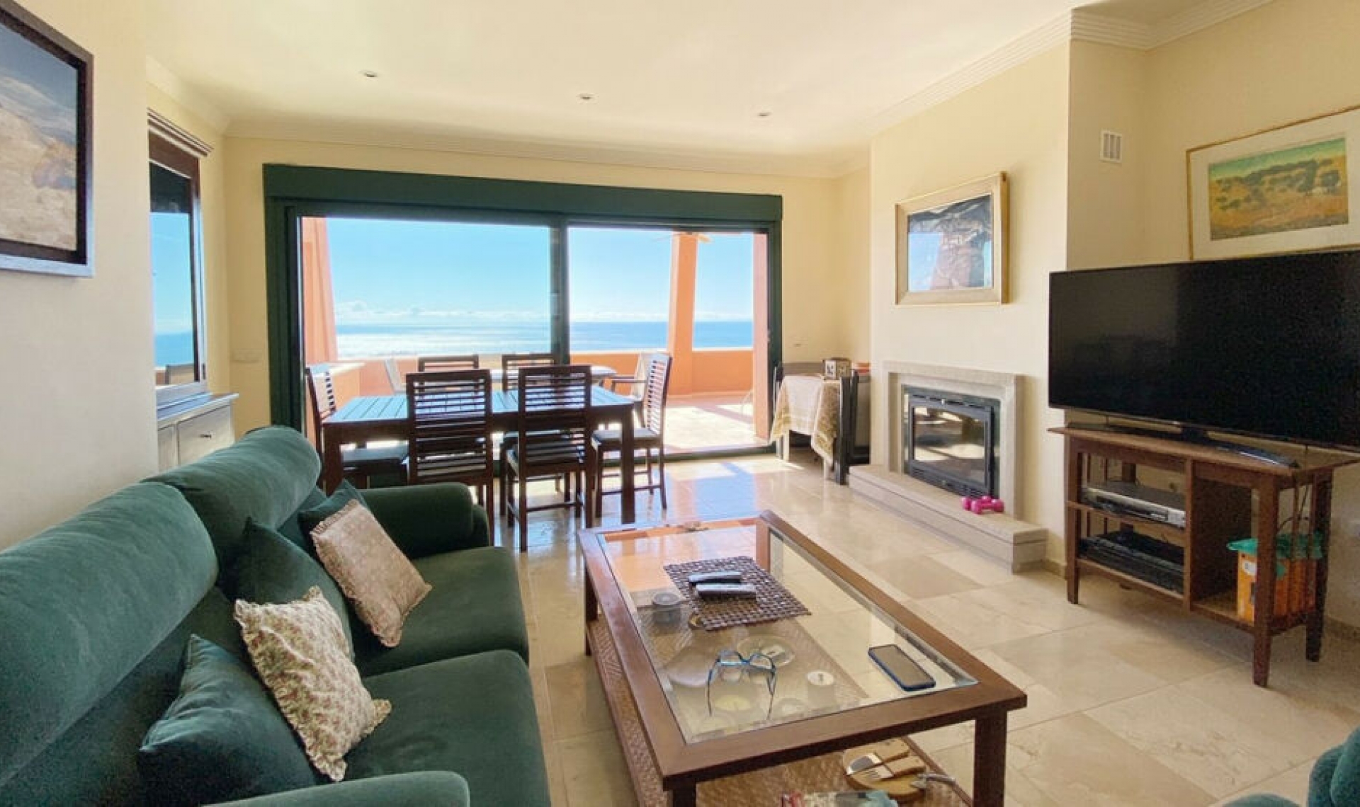 Resale - Apartment -
Marbella