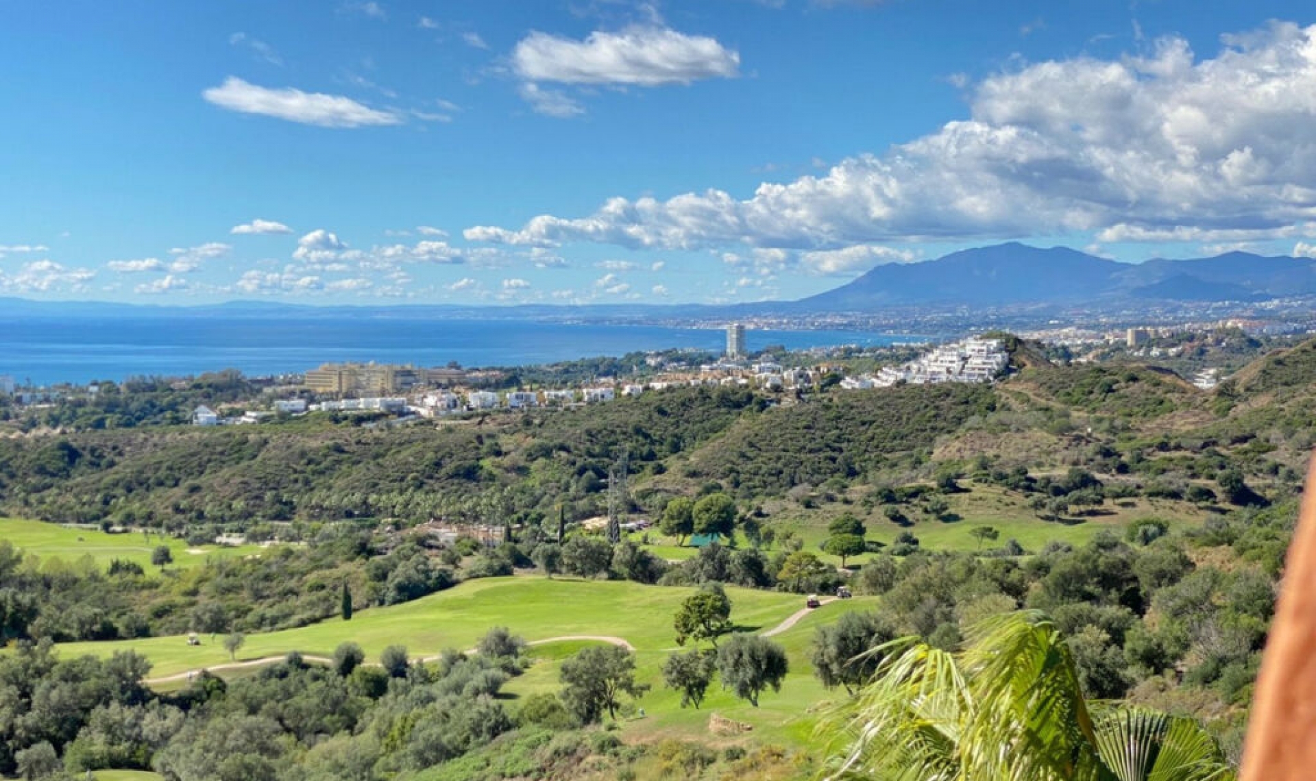 Resale - Apartment -
Marbella