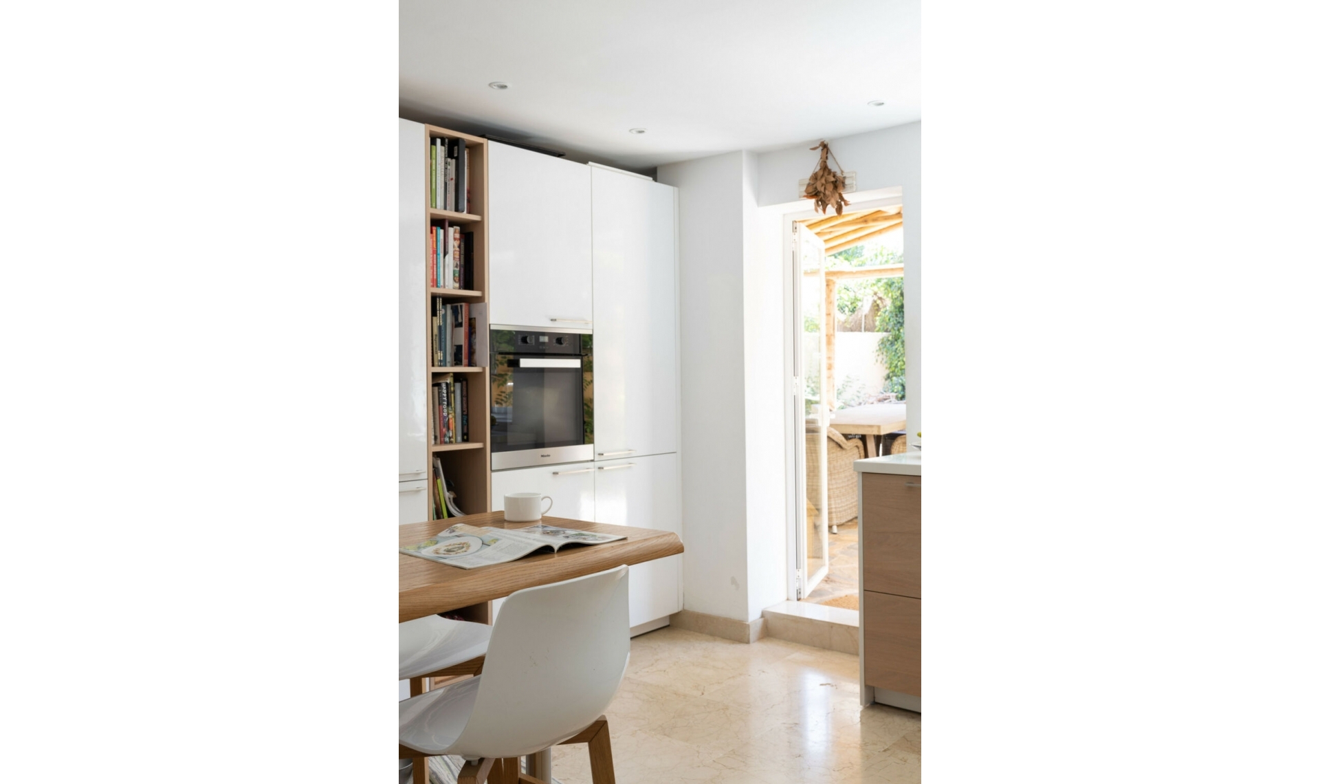Resale - Apartment -
Marbella