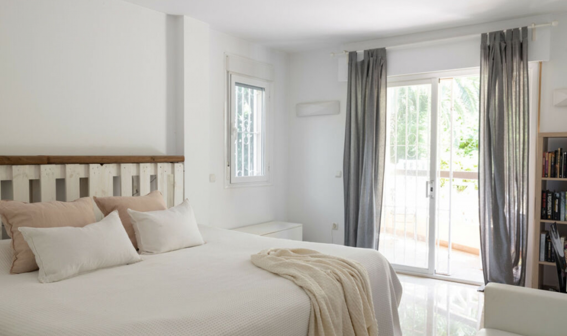 Resale - Apartment -
Marbella