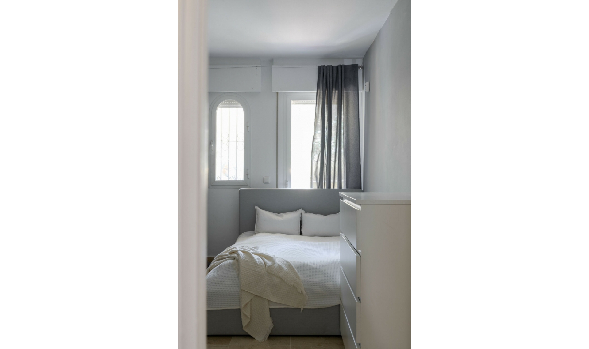 Resale - Apartment -
Marbella