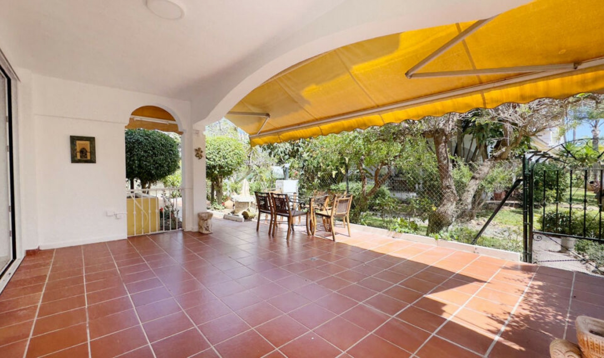 Resale - Apartment -
Marbella