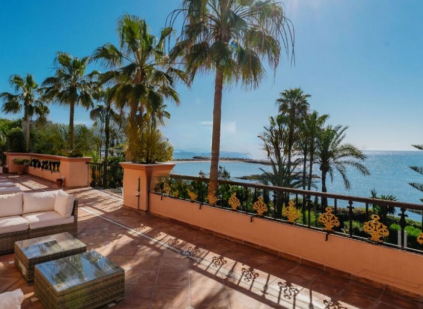 Resale - Apartment -
Marbella