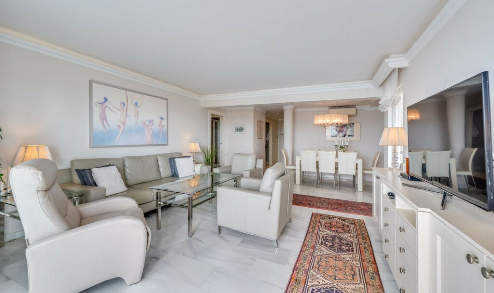 Resale - Apartment -
Marbella