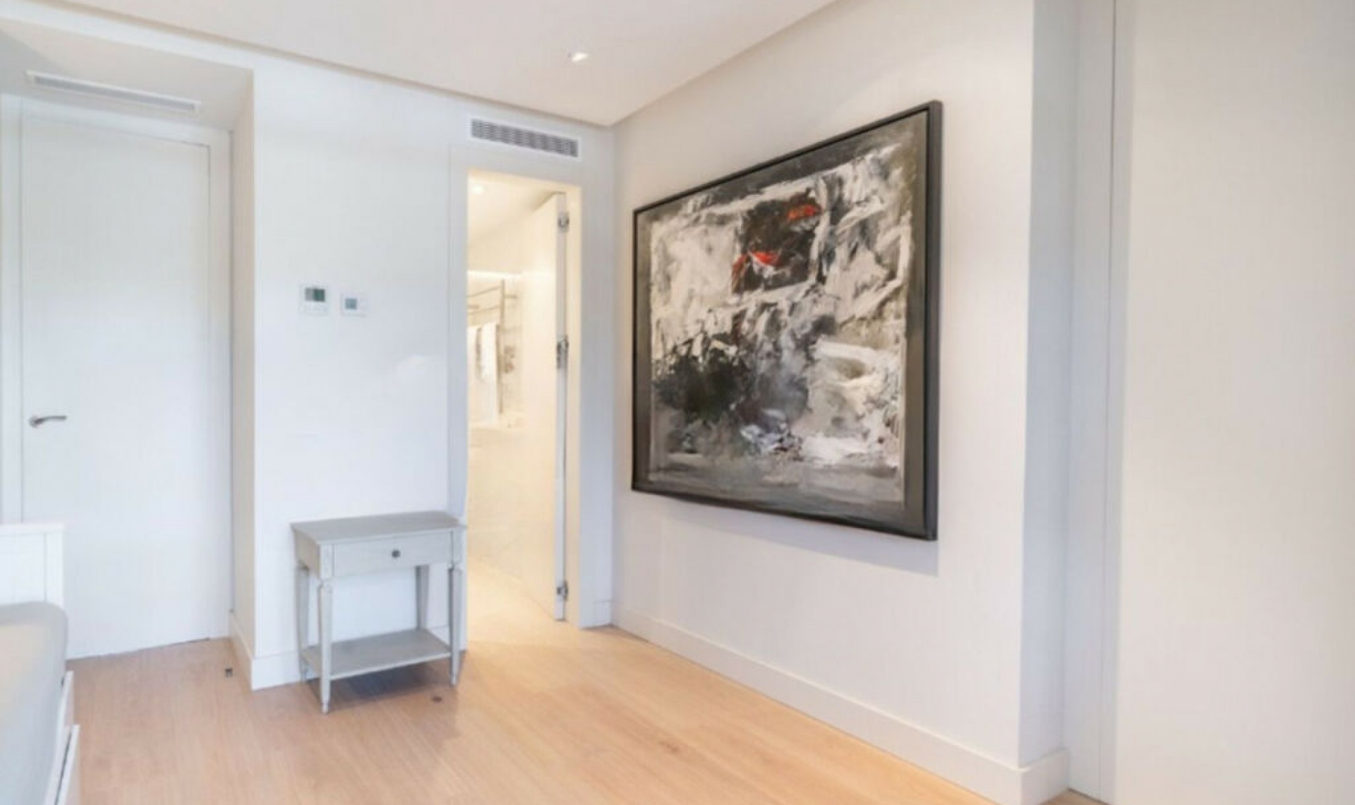 Resale - Apartment -
Marbella