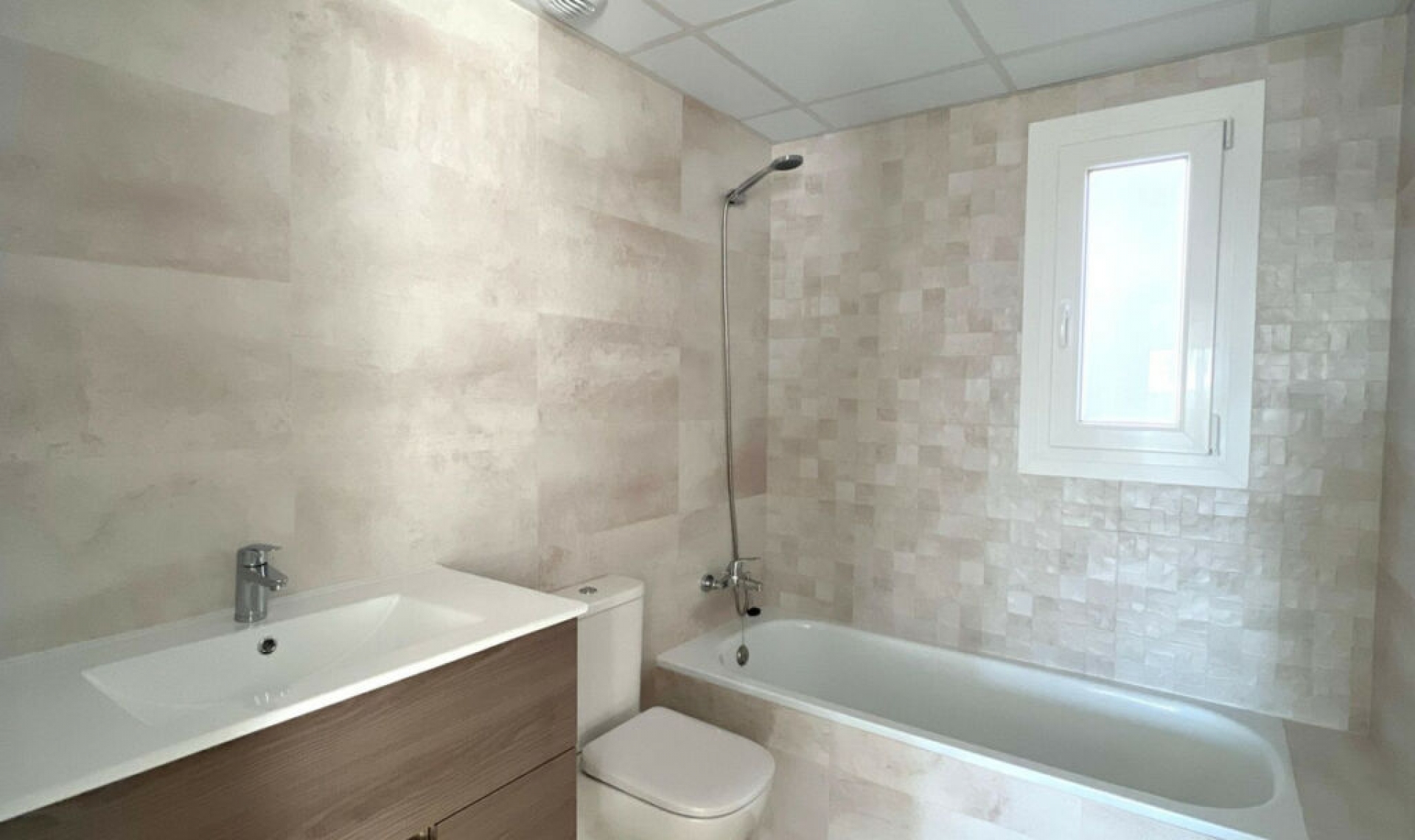 Resale - Apartment -
Marbella