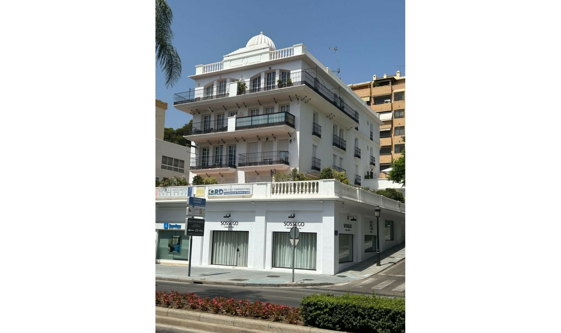 Resale - Apartment -
Marbella