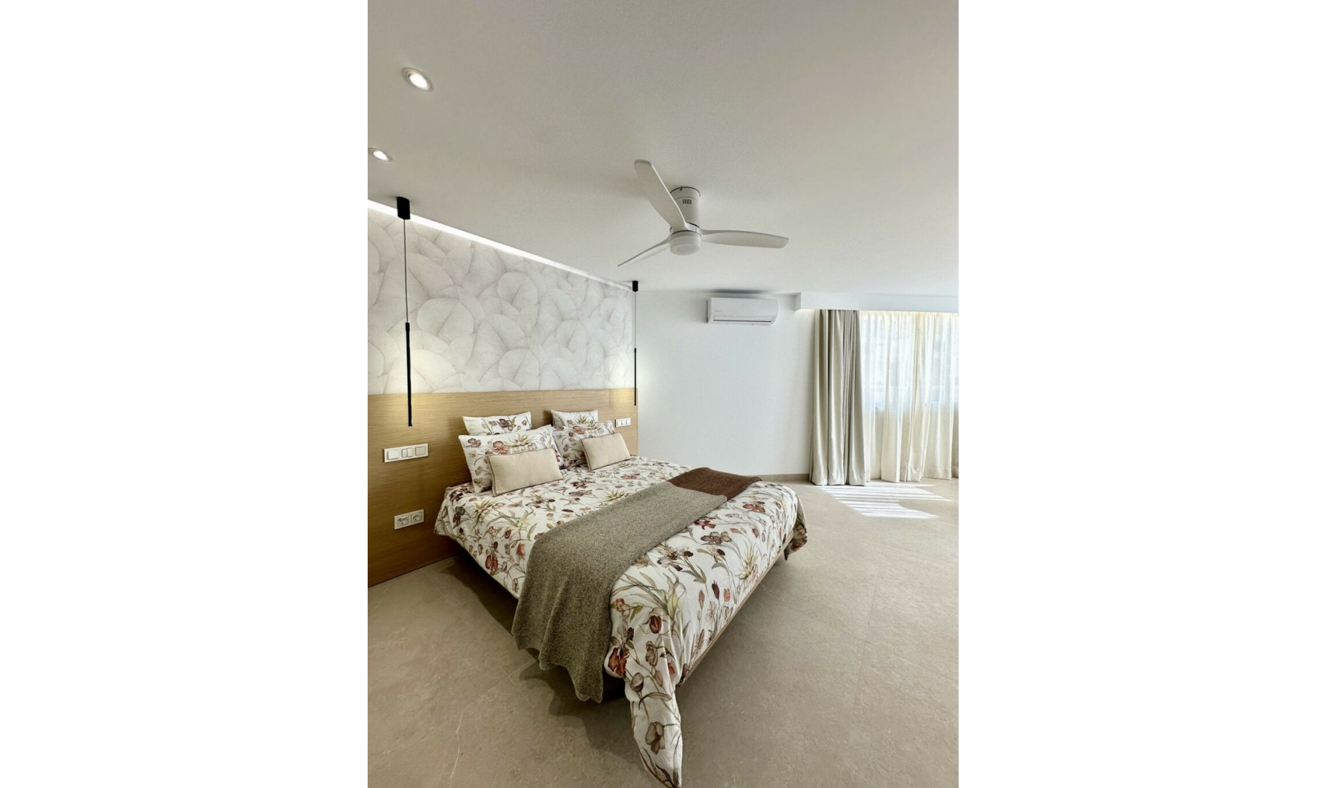 Resale - Apartment -
Marbella