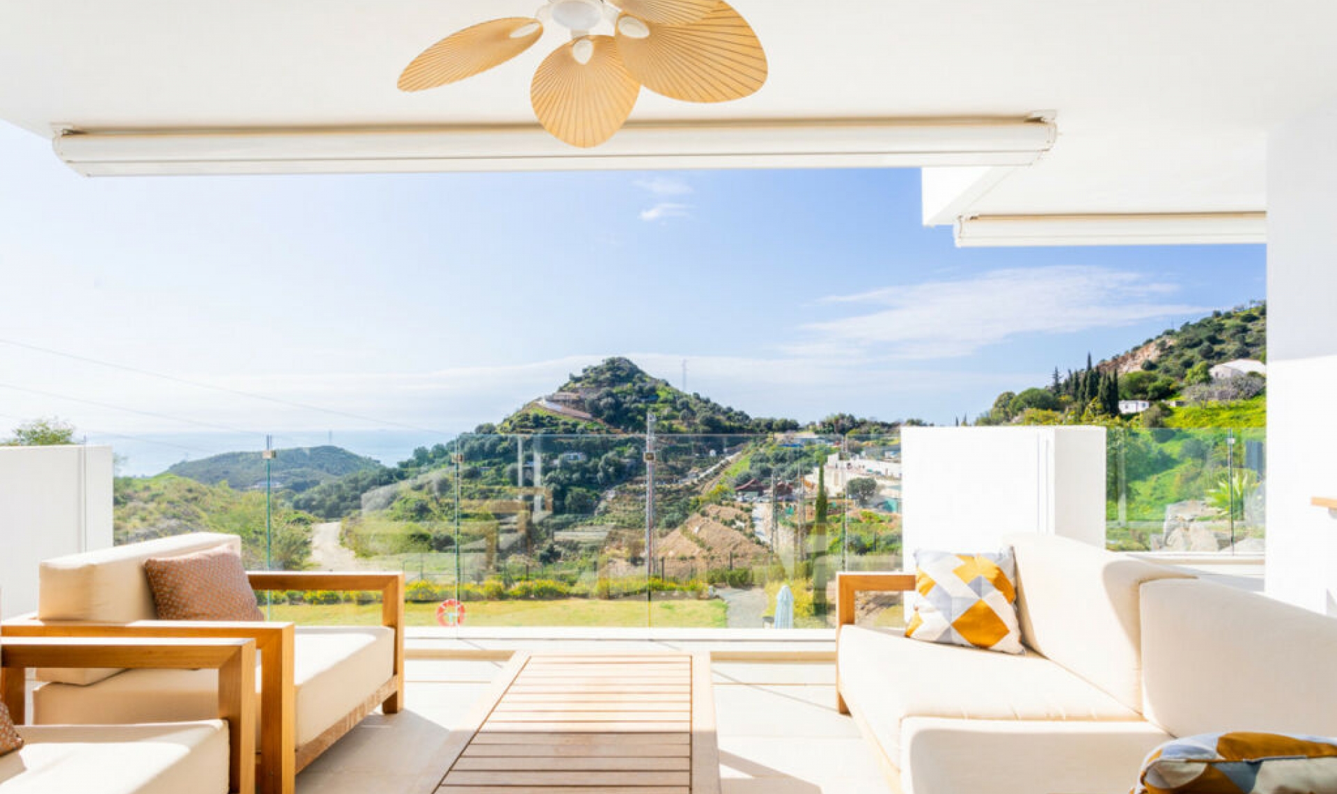 Resale - Apartment -
Marbella