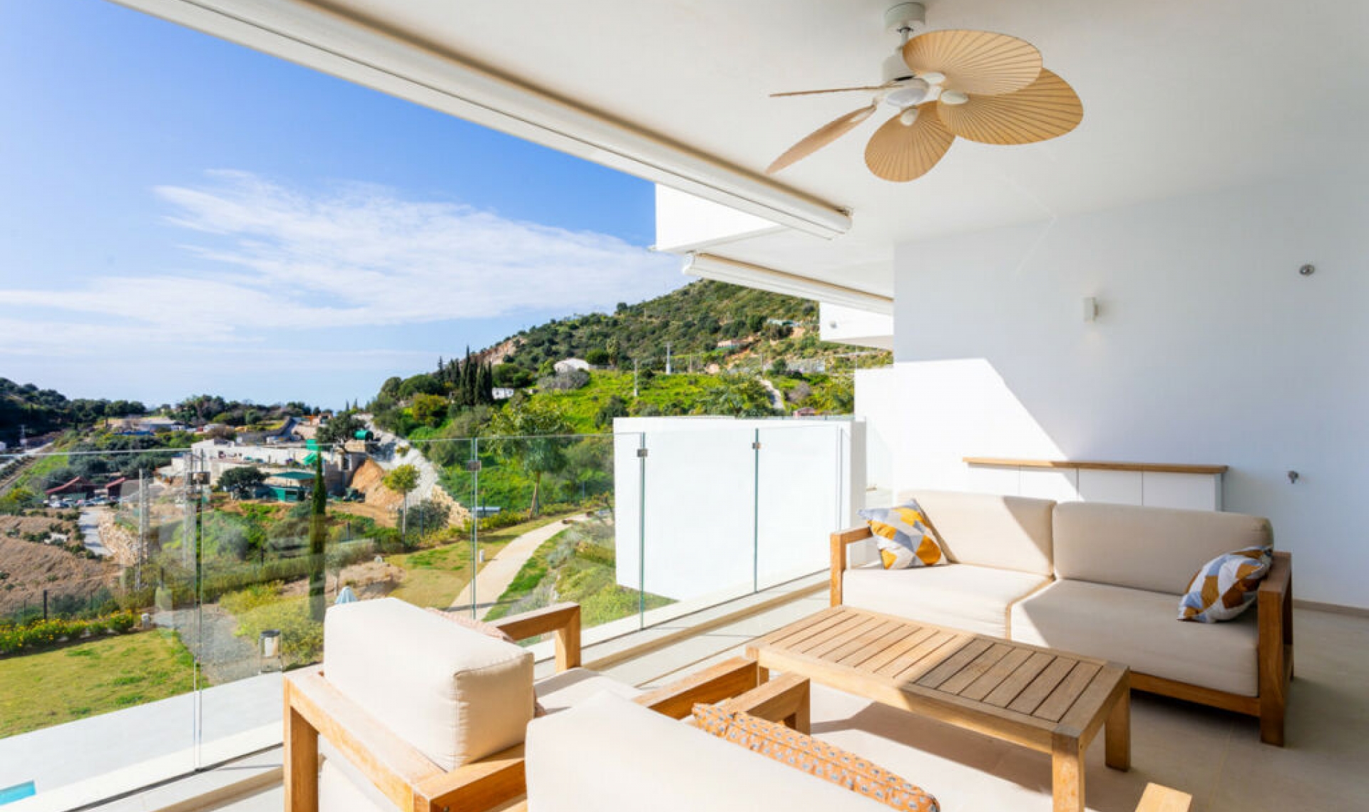 Resale - Apartment -
Marbella