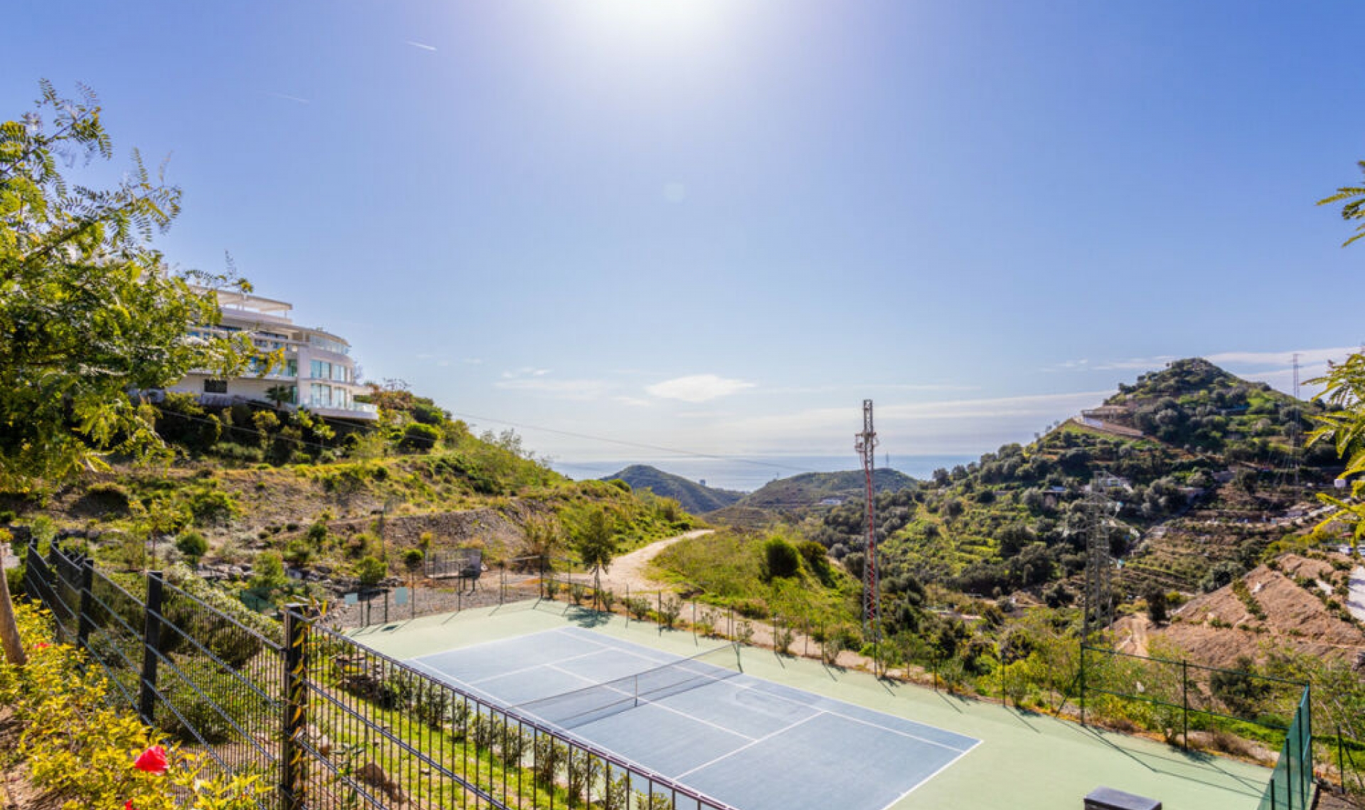 Resale - Apartment -
Marbella