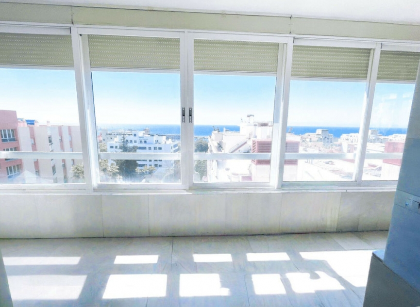 Resale - Apartment -
Marbella