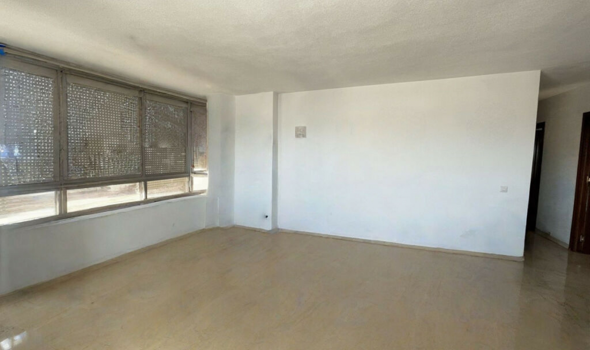Resale - Apartment -
Marbella