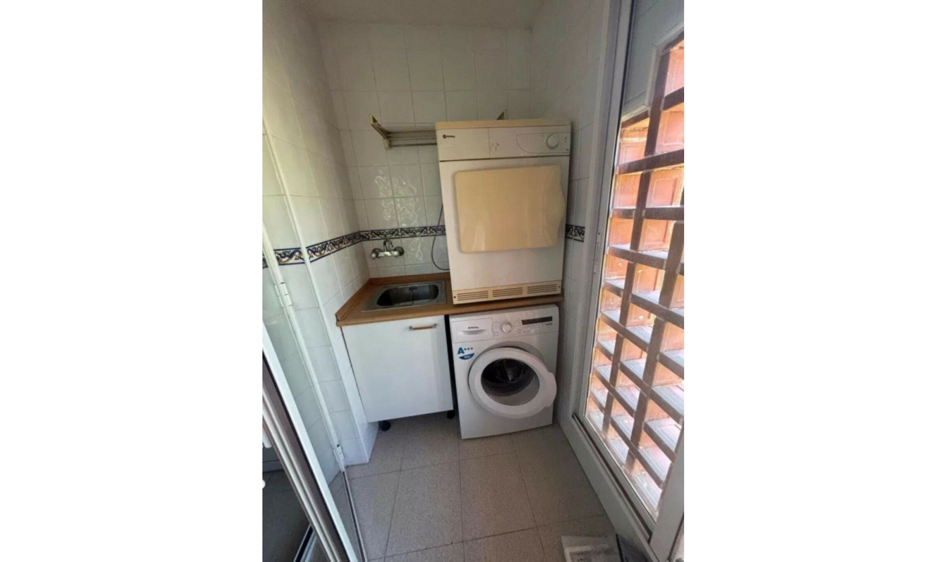 Resale - Apartment -
Marbella