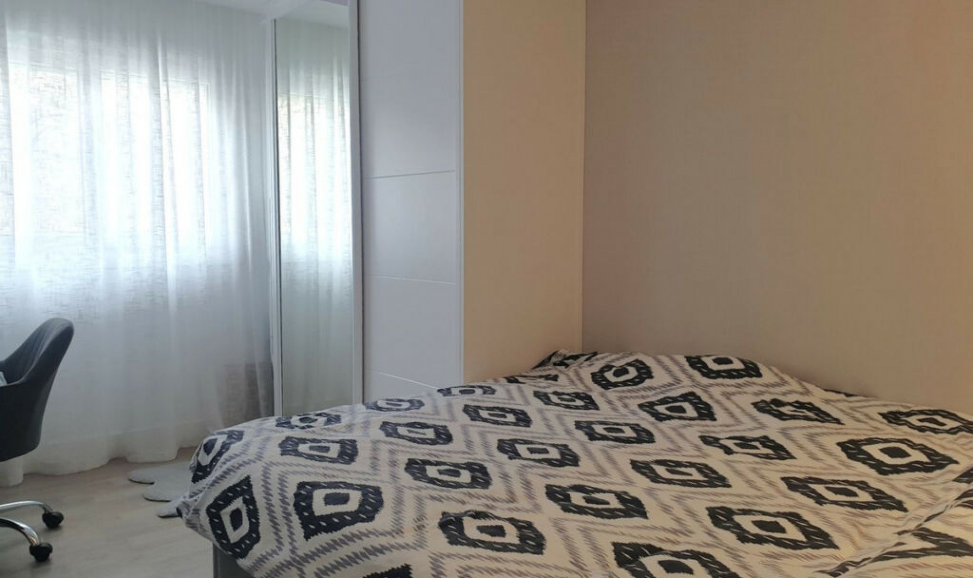 Resale - Apartment -
Marbella