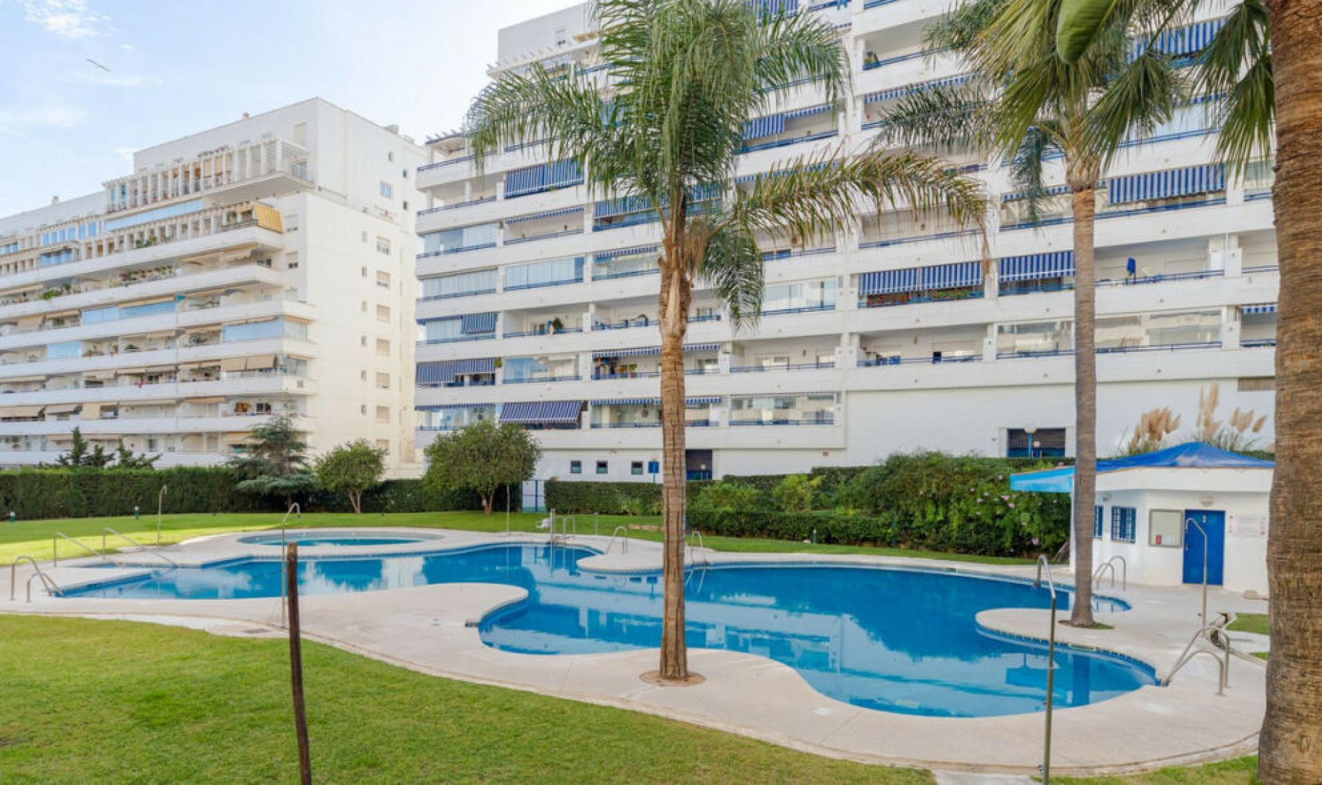 Resale - Apartment -
Marbella