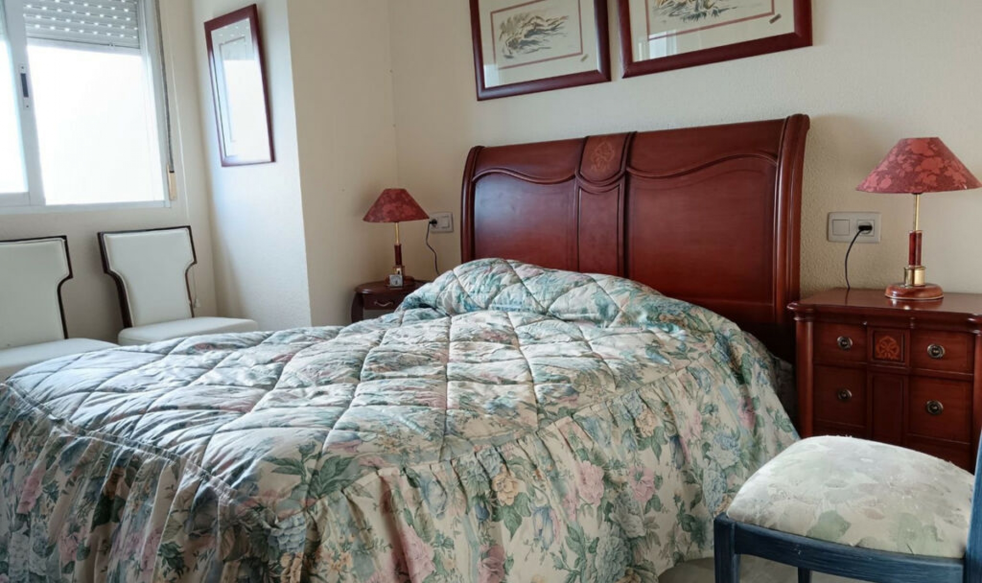 Resale - Apartment -
Marbella