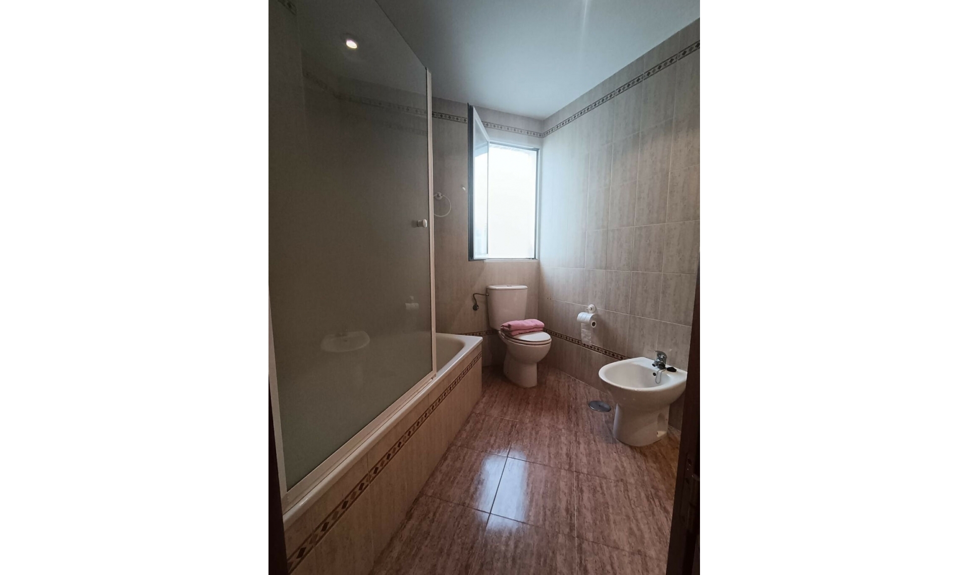 Resale - Apartment -
Marbella