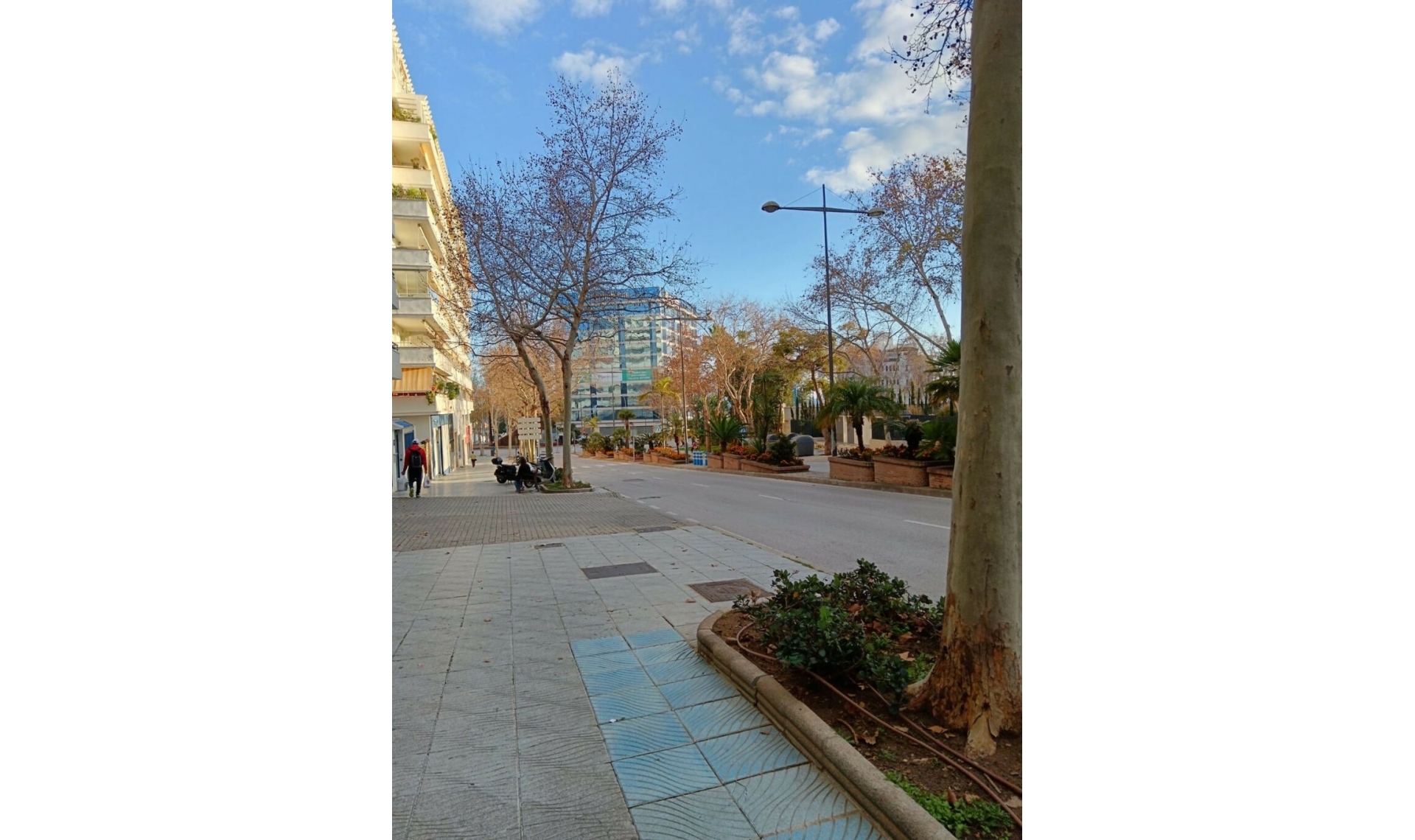 Resale - Apartment -
Marbella